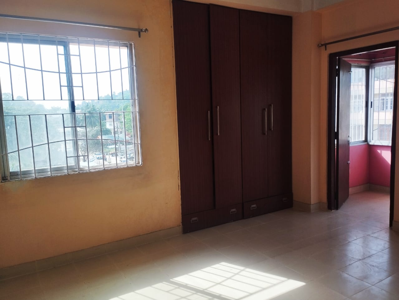 Unfurnished 3bhk in Hengrabari Rd, Lichubagan, Hengrabari, Guwahati, Assam, India for Rent